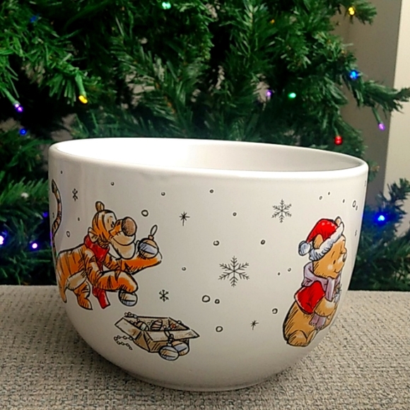 Winnie the Pooh A Good Day For Giving Large 20oz Ceramic Double-sided Mug - Picture 3 of 9